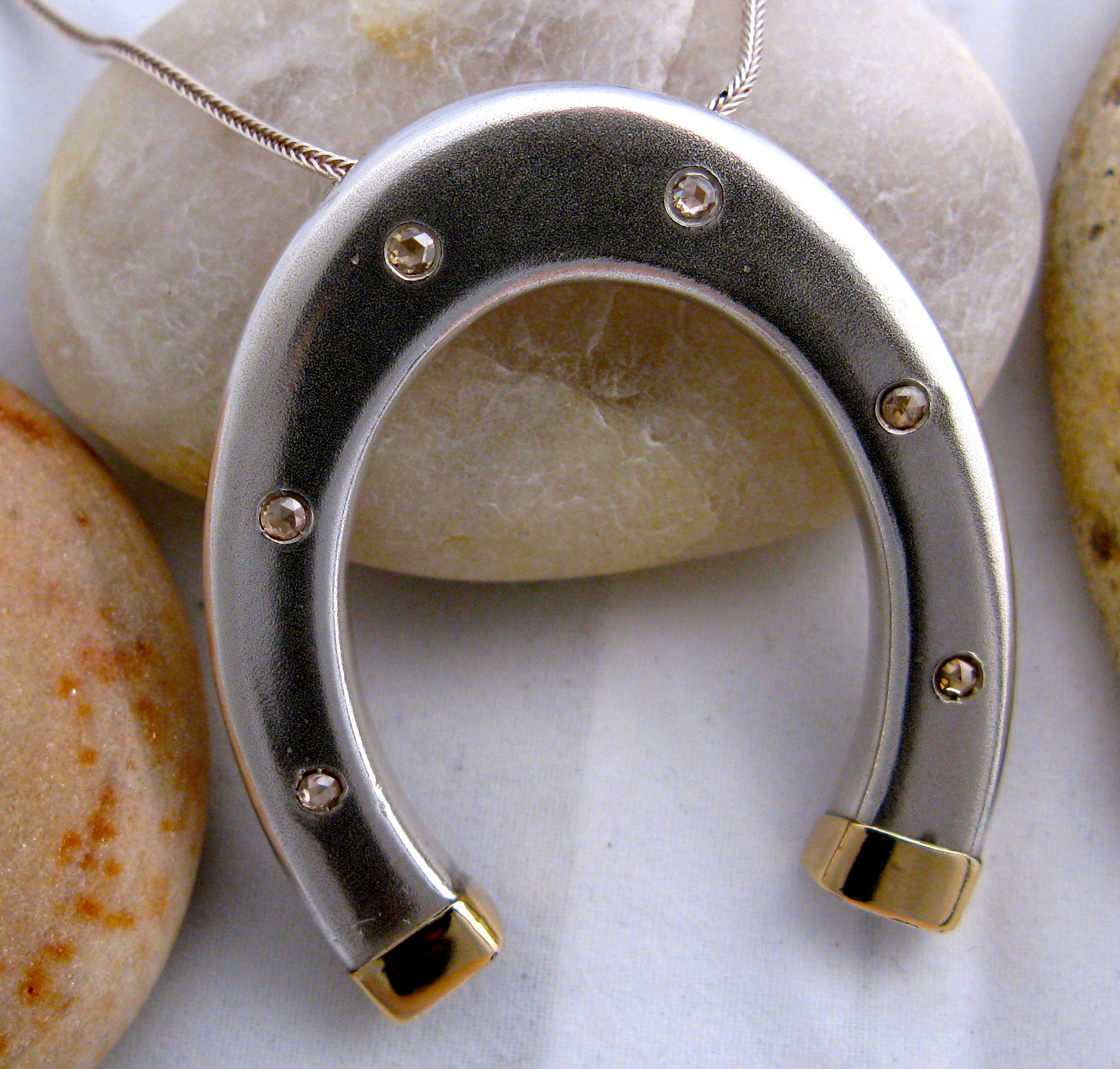 Horse Shoe Pendant